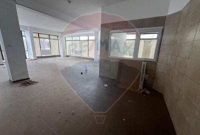 Spatiu comercial 200mp in zona Brailei - 7