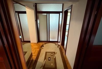 Apartament cu 3 camere decomandat în Central - 5