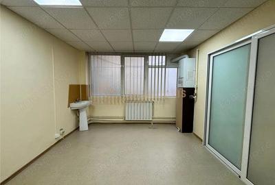 Spațiu comercial, de 148 mp, în Central - 12