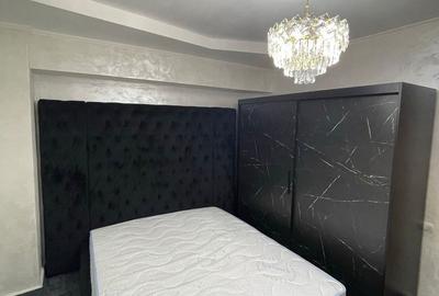 Apartament cu 3 camere decomandat în Calea București - 2