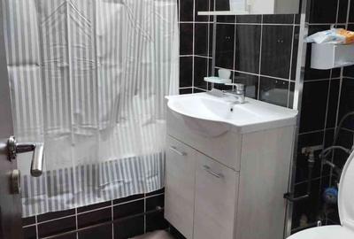 Apartament cu 3 camere decomandat în Romanești - 5