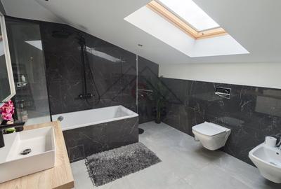 Duplex cu 5 camere cu Canalizare în Moșnița Nouă - 9