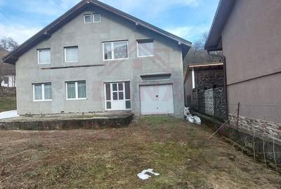 Casă cu 4 camere decomandat cu Teren 563 Mp în Rusca - 12