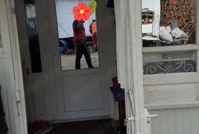 Casă cu 4 camere cu Teren 1122 Mp în Chetrești - 2