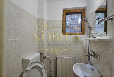 Spațiu comercial, de 700 mp, în Central - 12