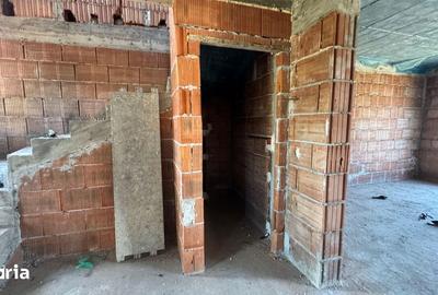 Casă cu 5 camere cu Teren 250 Mp în Giroc - 8