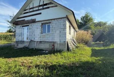 Casă cu 4 camere cu Teren 2600 Mp în Central - 5