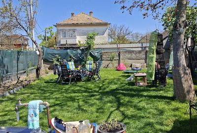Casă cu 4 camere cu Teren 300 Mp în Exterior Vest