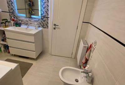 Apartament cu 2 camere decomandat în Hotvon - 8