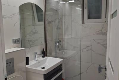Apartament cu 3 camere, 58 mp, zona Centru - 8