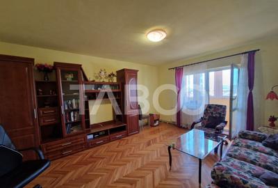 Apartament decomandat de inchiriat 3 camere 2 bai 76mp Terez - 1