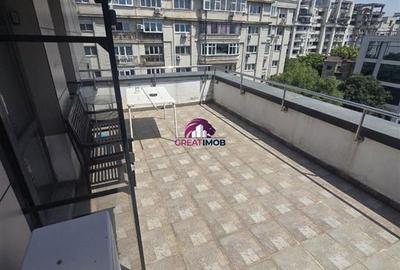 Penthouse cu 4 camere decomandat, mobilat în Central - 4