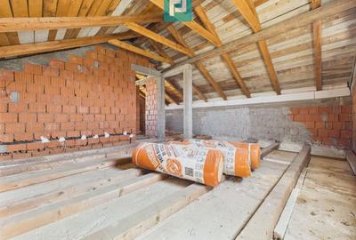 Casa la gri in Frumuseni - 9