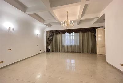 Casă individuală cu 12 camere cu Canalizare în Unirii - 41