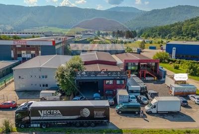 Hala + Spatiu de birouri cu destinatii multiple : Teren 1116 mp - 8