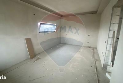Casă cu 4 camere cu Teren 800 Mp în Nucet - 6