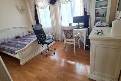 Casă cu Teren 300 Mp în Central - 3