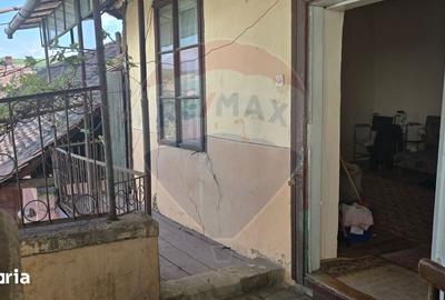 Casă cu 3 camere cu Teren 847 Mp în Central - 13