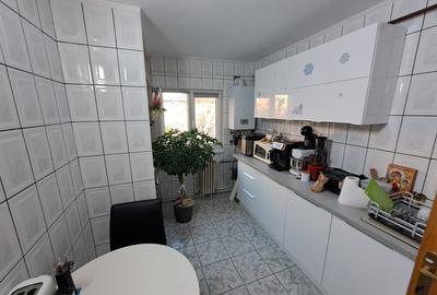Apartament trei camere - Zona Centrală - Pompieri Apartament trei camere - Zona Centrală - Pompieri - 2