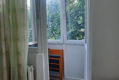 Apartament cu 2 camere decomandat în Brâncoveanu