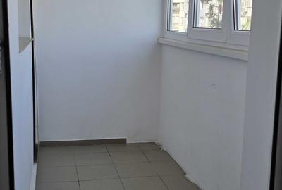 Apartament cu 2 camere decomandat în Militari