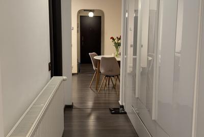 Apartament cu 4 camere semidecomandat în Costin Georgian - 10