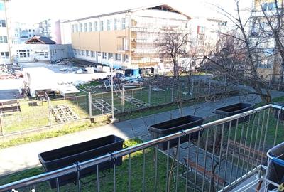 Apartament cu 3 camere decomandat în Micălaca - 9
