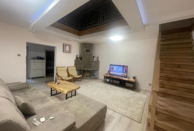 Casă cu 4 camere în Central