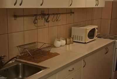 Garsonieră decomandată în Uverturii - 2