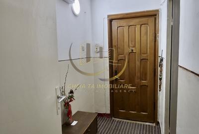 Apartament cu 2 camere semidecomandat în Central - 1