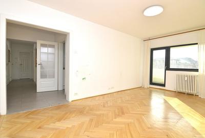 VANZARE APARTAMENT 3 CAMERE UNIRII – RADU VODA - 2