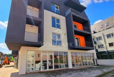 Spatiu Comercial -Floresti -Open Space/Bloc Nou/Vitrina Mare/Parcari - 15