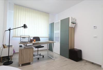 Apartament cu 2 camere decomandat în Sărărie