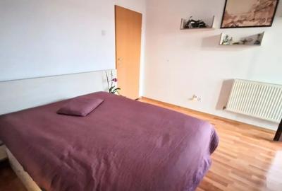 Apartament cu 3 camere semidecomandat în Tancodrom - 9