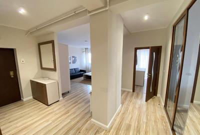 Apartament cu 3 camere decomandat în Intim - 1