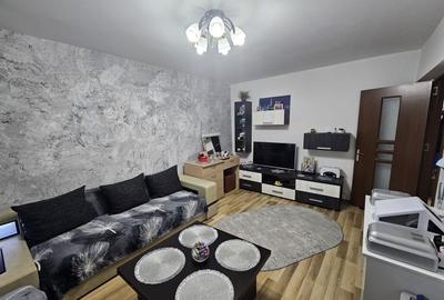 Apartament cu 3 camere decomandat, mobilat în Exercițiu - 1