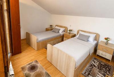 Casă cu 4 camere cu Teren 116 Mp în Central - 7
