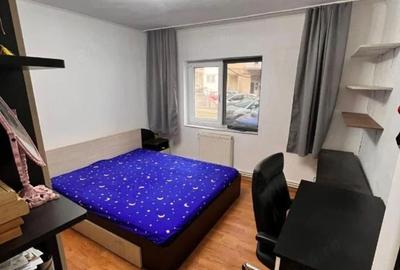 Apartament cu 2 camere decomandat în Central - 2