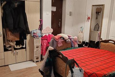 Apartament cu 3 camere decomandat în Central - 8