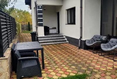Casă cu 4 camere cu Teren 425 Mp în Ostroveni - 1