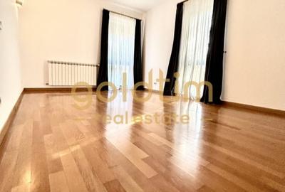 Apartament cu 4 camere decomandat în Capitale - 19