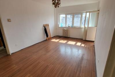 Apartament cu 2 camere semidecomandat în Lacul Tei - 4