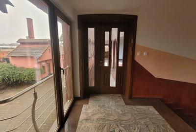 Imobil cu 3 case:C1 -3 nivele;C2-2nivele;C4-1 nivel;C3;C5;Piscina;Foisor - 14