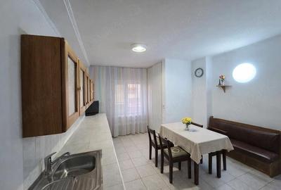 Apartament cu 3 camere decomandat în Central - 4