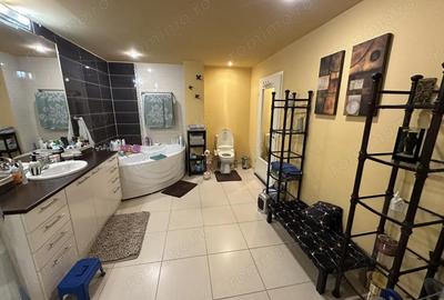 Apartament cu 4 camere decomandat în Govândari - 5