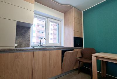 Apartament cu 2 camere decomandat, mobilat în Tractorul - 9