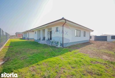 Casă cu 4 camere cu Teren 500 Mp în Nojorid - 1