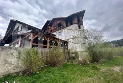 Spațiu comercial, de 1,200 mp, în Central - 12