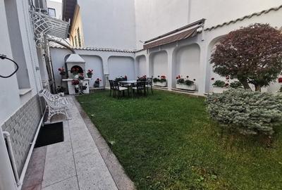 Casă individuală cu 8 camere cu Canalizare în Floreasca - 1