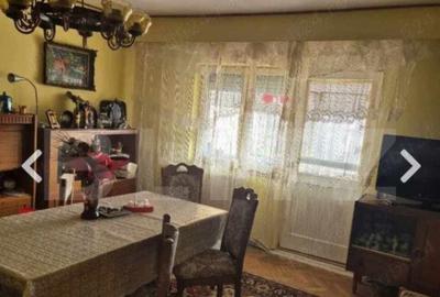 Apartament cu 3 camere, 66 mp, zona-Micro 16 - 1